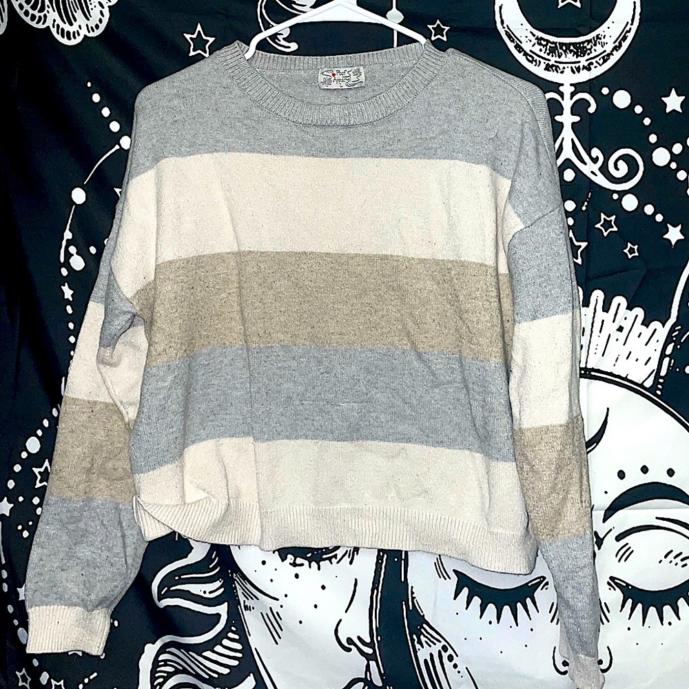 Poof Apparel Large Long Sleeved Shirt
